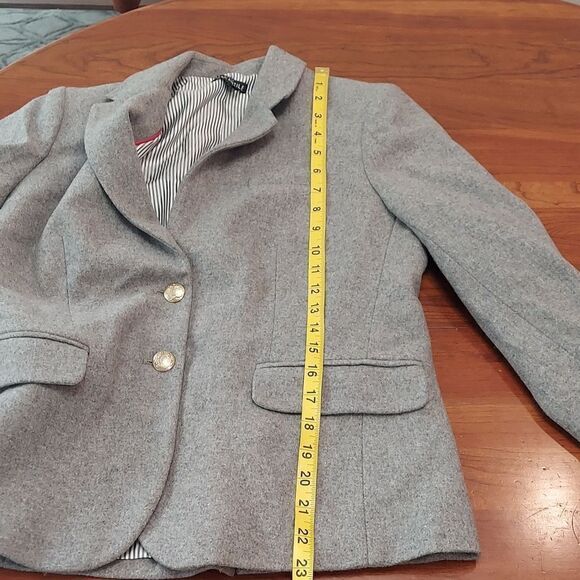 J. Crew Mercantile Gray Wool Schoolboy Blazer Sz 6 - Picture 9 of 13